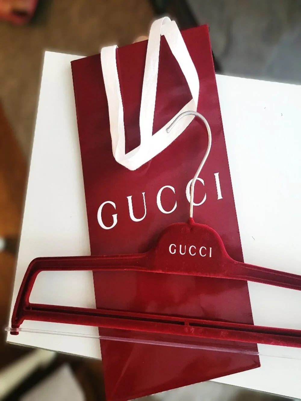 Maroon Shiny Gucci Shopping Bag & Velvet Hanger